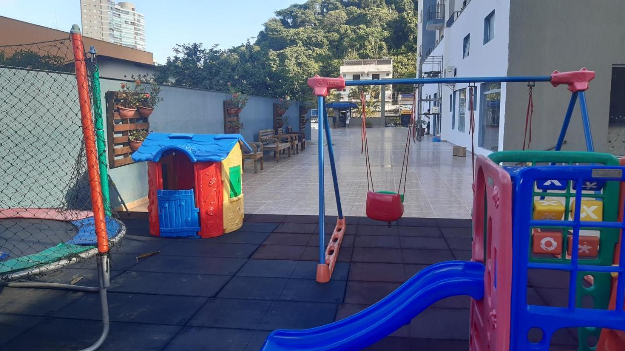 500M Da Praia, Predio Cm Piscina, 1Garagem, Wi-Fi 300 Mbps, Centro De Guaruja, Proximo A Praia E Comercio, Horarios Check-In E Check-Out Flexiveis, Churrasqueira, Экстерьер фото