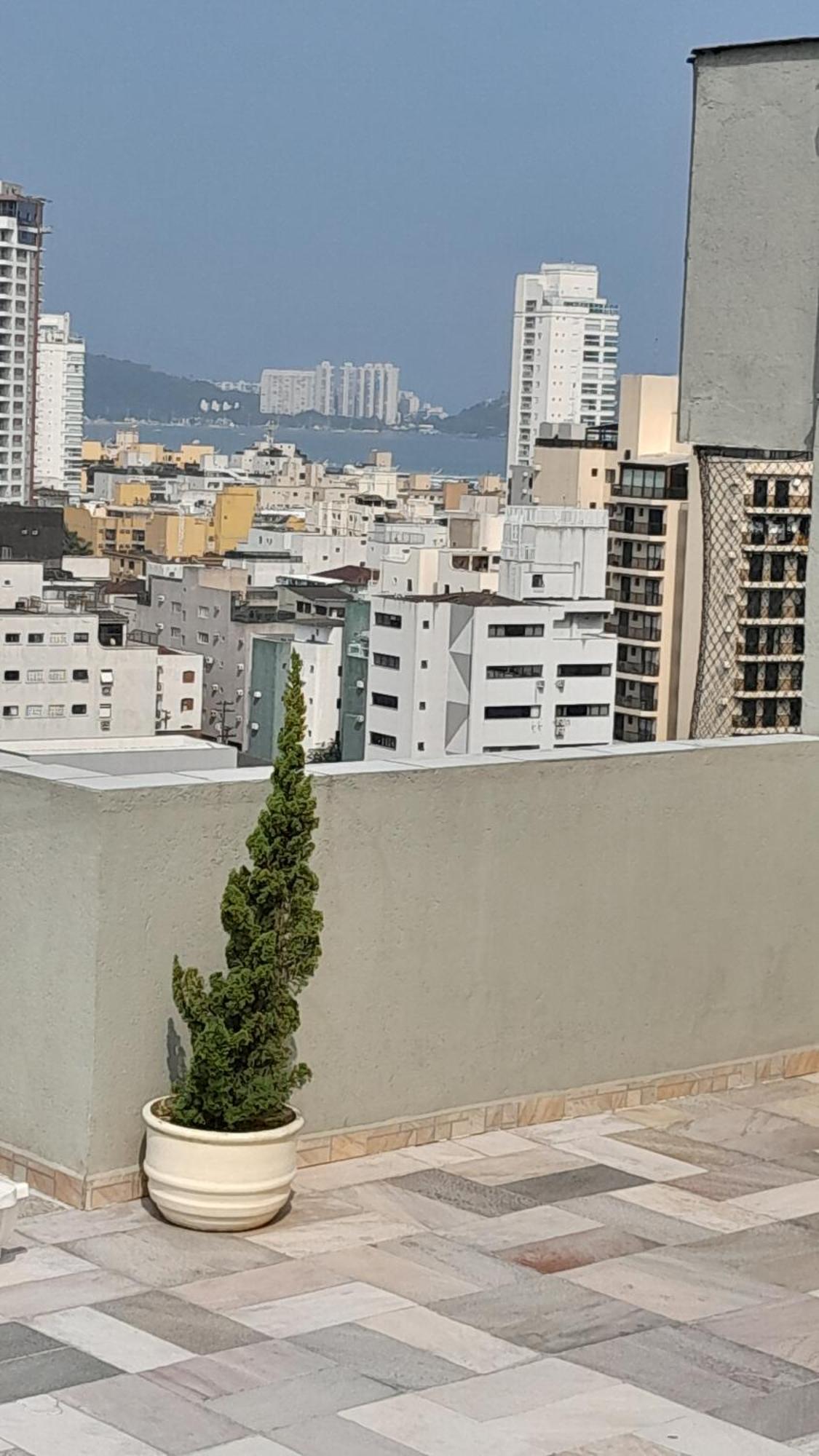 500M Da Praia, Predio Cm Piscina, 1Garagem, Wi-Fi 300 Mbps, Centro De Guaruja, Proximo A Praia E Comercio, Horarios Check-In E Check-Out Flexiveis, Churrasqueira, Экстерьер фото